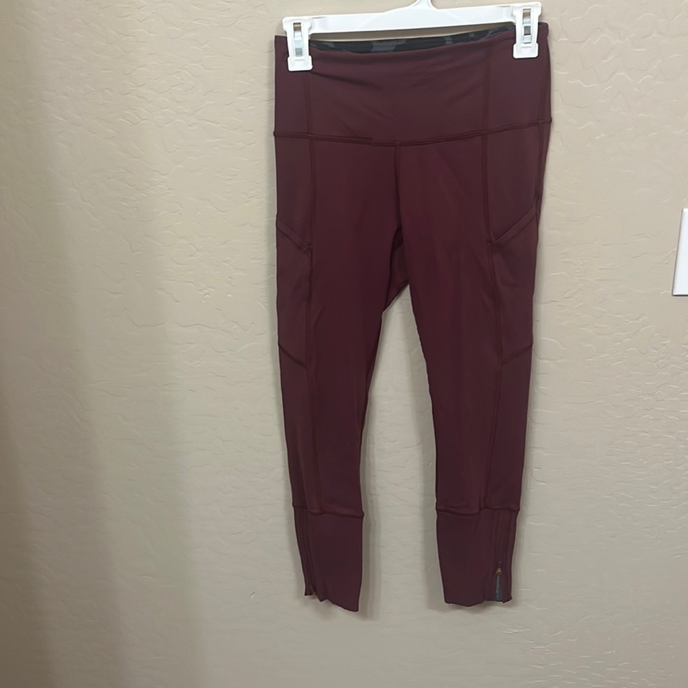 LULULMENON LEGGINGS